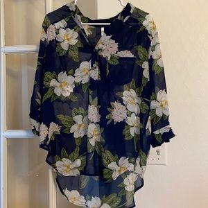 DNA Couture 1x floral blouse.